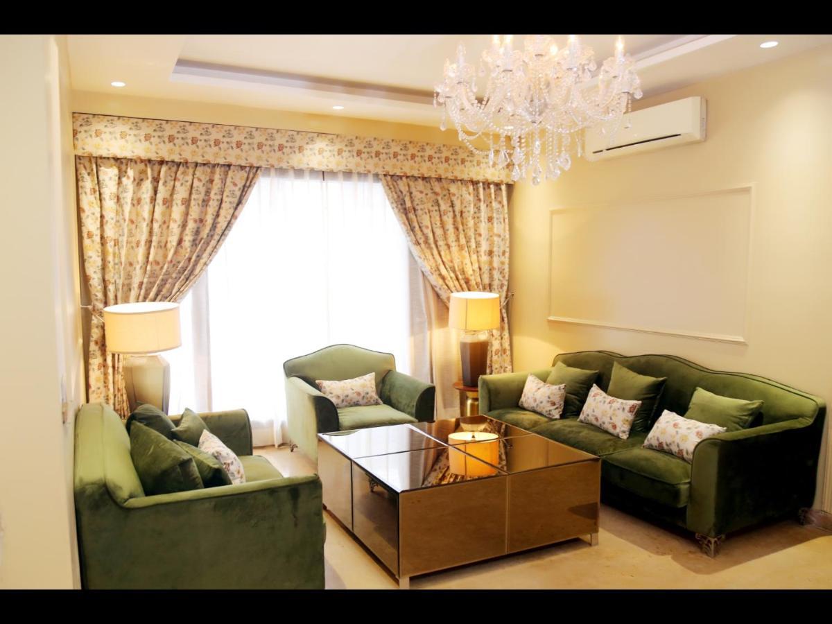 Bed and Breakfast Ivy House Делі Екстер'єр фото